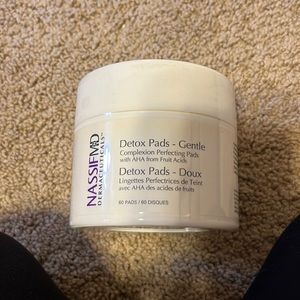 Nassif MD Detox Pads brand, new unopened.